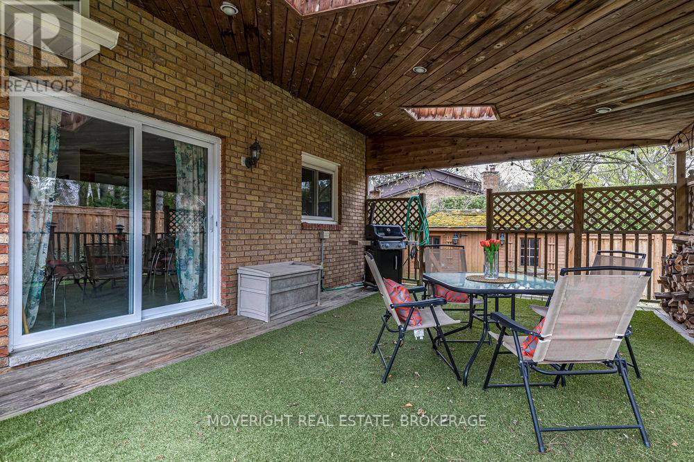 62 Templer Drive, Hamilton, Ontario  L9G 4A9 - Photo 40 - X12114532