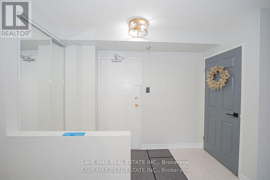 609 - 17 Knightsbridge Road, Brampton (Queen Street Corridor), Ontario  L6T 3X9 - Photo 8 - W12122835
