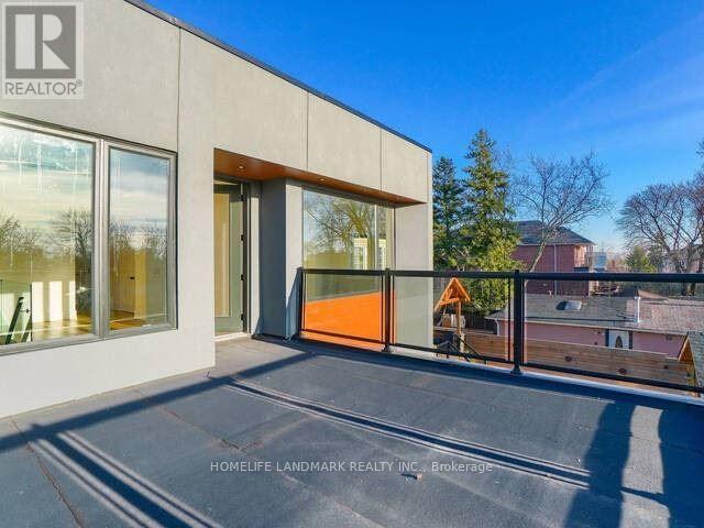 1356 Alexandra Avenue, Mississauga, Ontario  L5E 2A6 - Photo 21 - W12122849