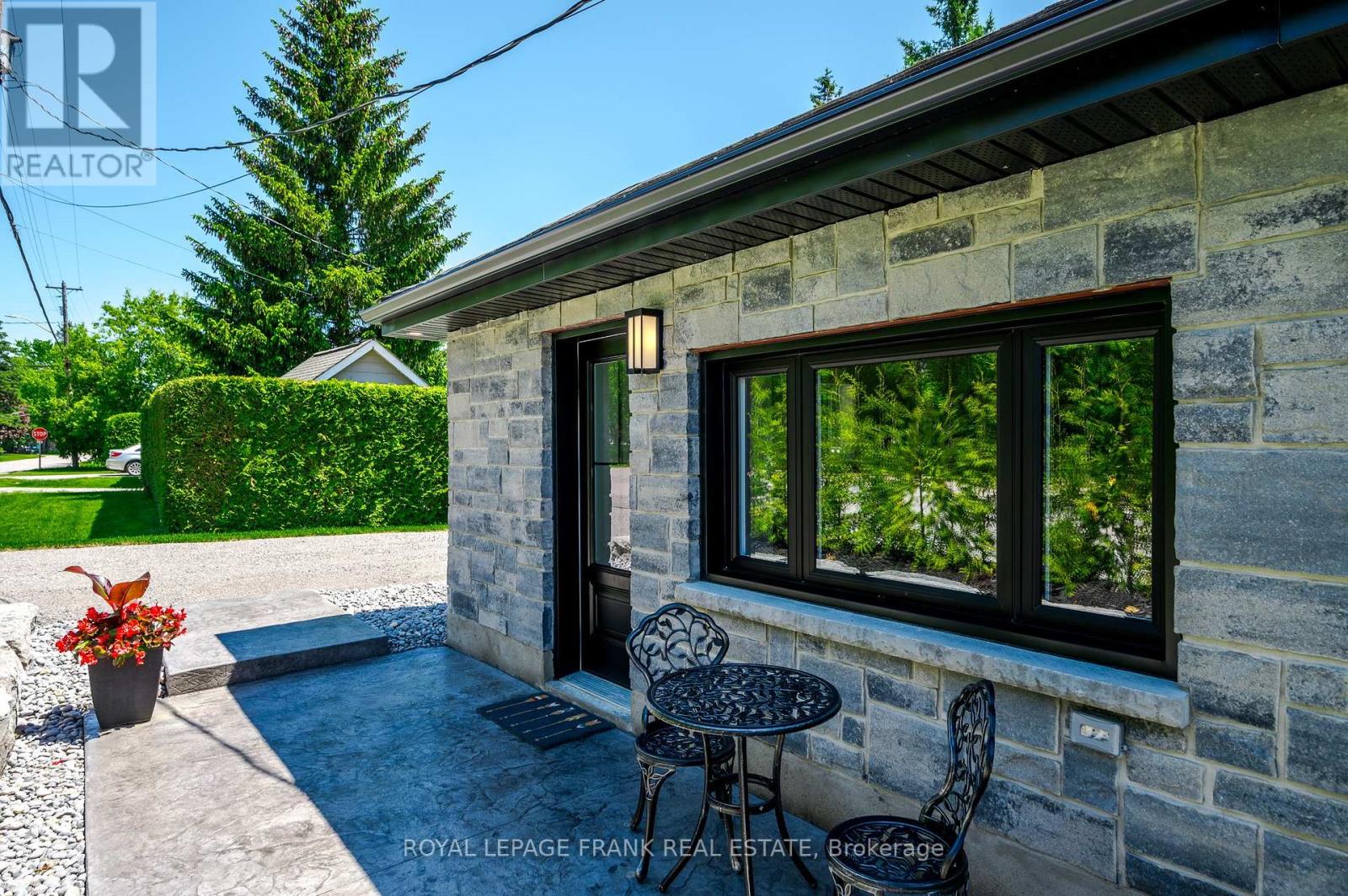 Property at 178 FRONT STREET W image 5