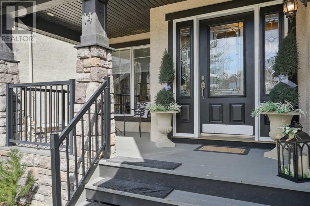 Property at 14 Discovery Ridge Way SW image 3