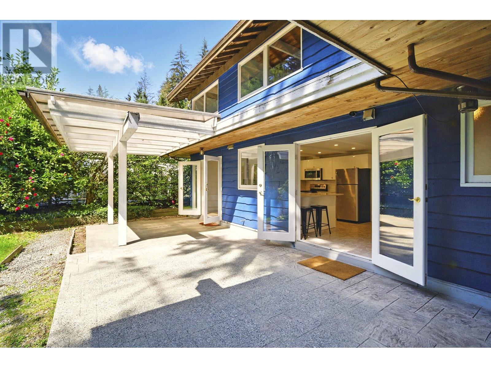 Property at 937 MONTROYAL BOULEVARD image 1