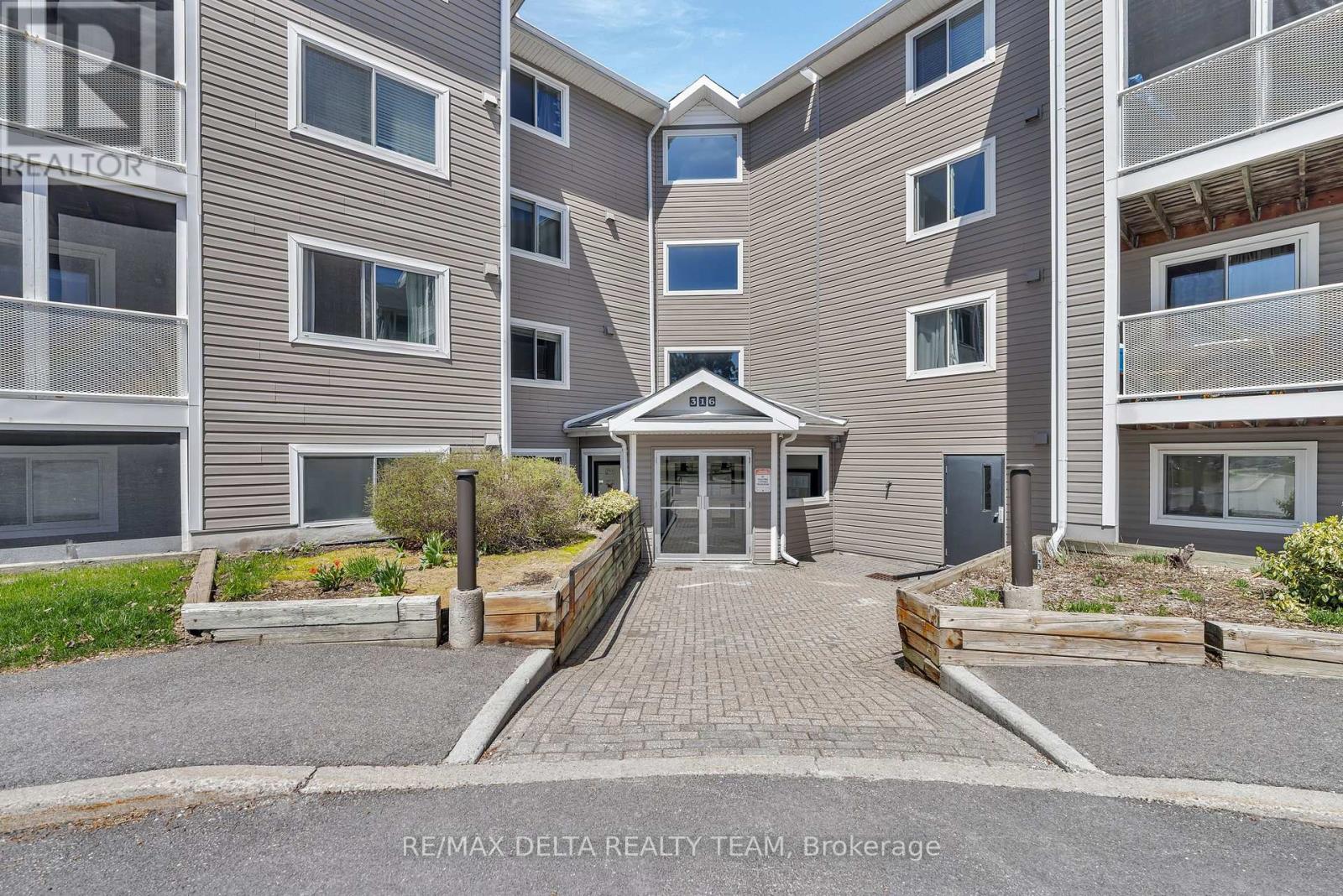 Property at 306 - 316 LORRY GREENBERG DRIVE image 2