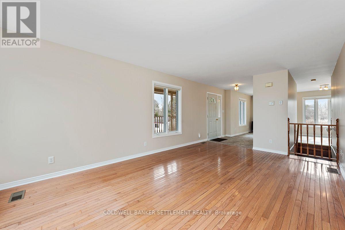 64 B7 Road, Rideau Lakes, Ontario  K0G 1L0 - Photo 12 - X12079180