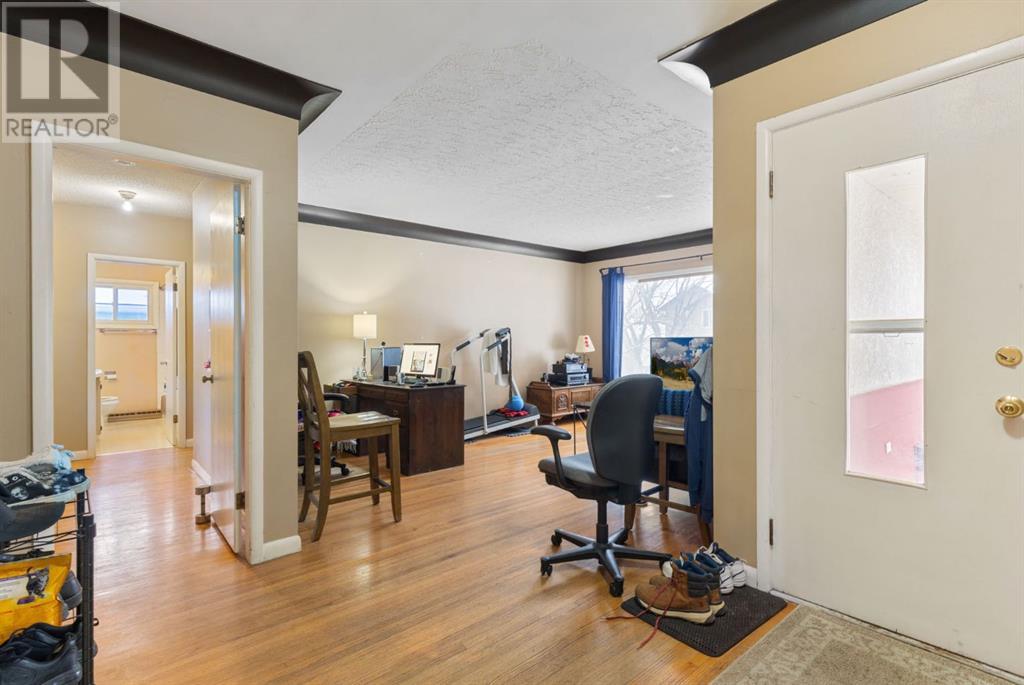3801 2 Street Nw, Calgary, Alberta  T2K 0Y5 - Photo 8 - A2214110