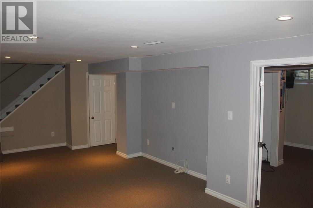 15 Rodney Street, Barrie, Ontario  L4M 4B5 - Photo 20 - 2122025