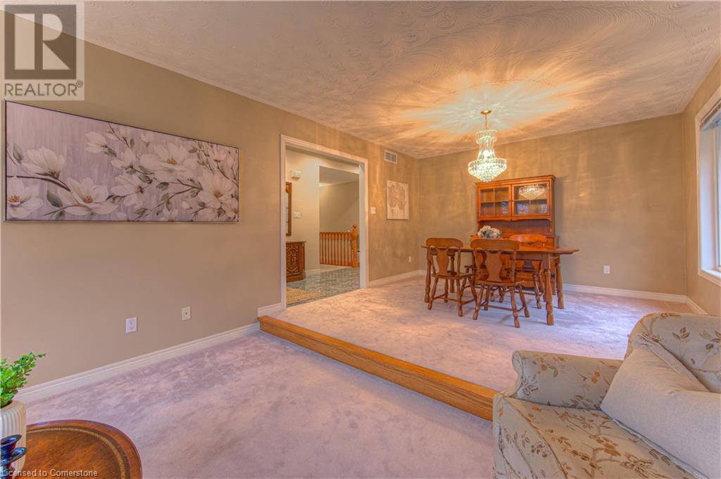 300 Thorncrest Drive, Waterloo, Ontario  N2L 5R5 - Photo 12 - 40722320