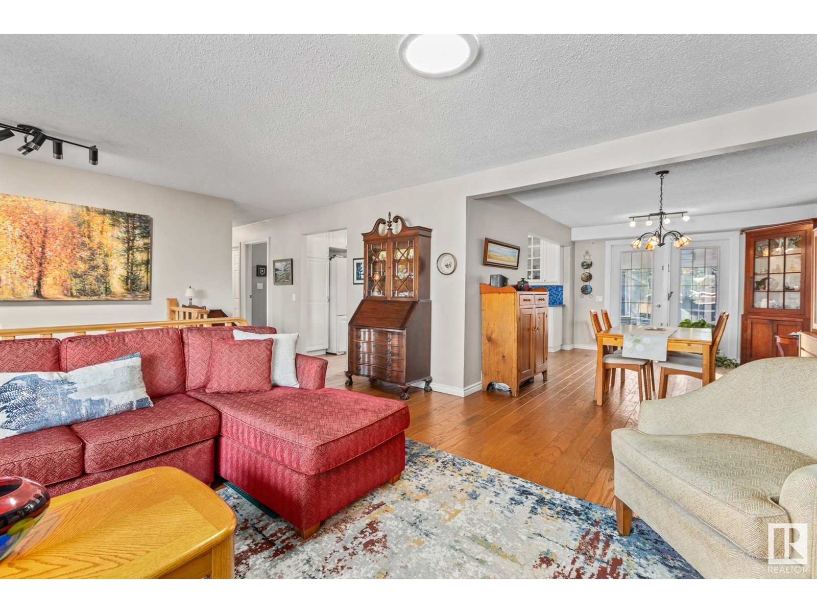 Property at 2 BANTING PL image 5