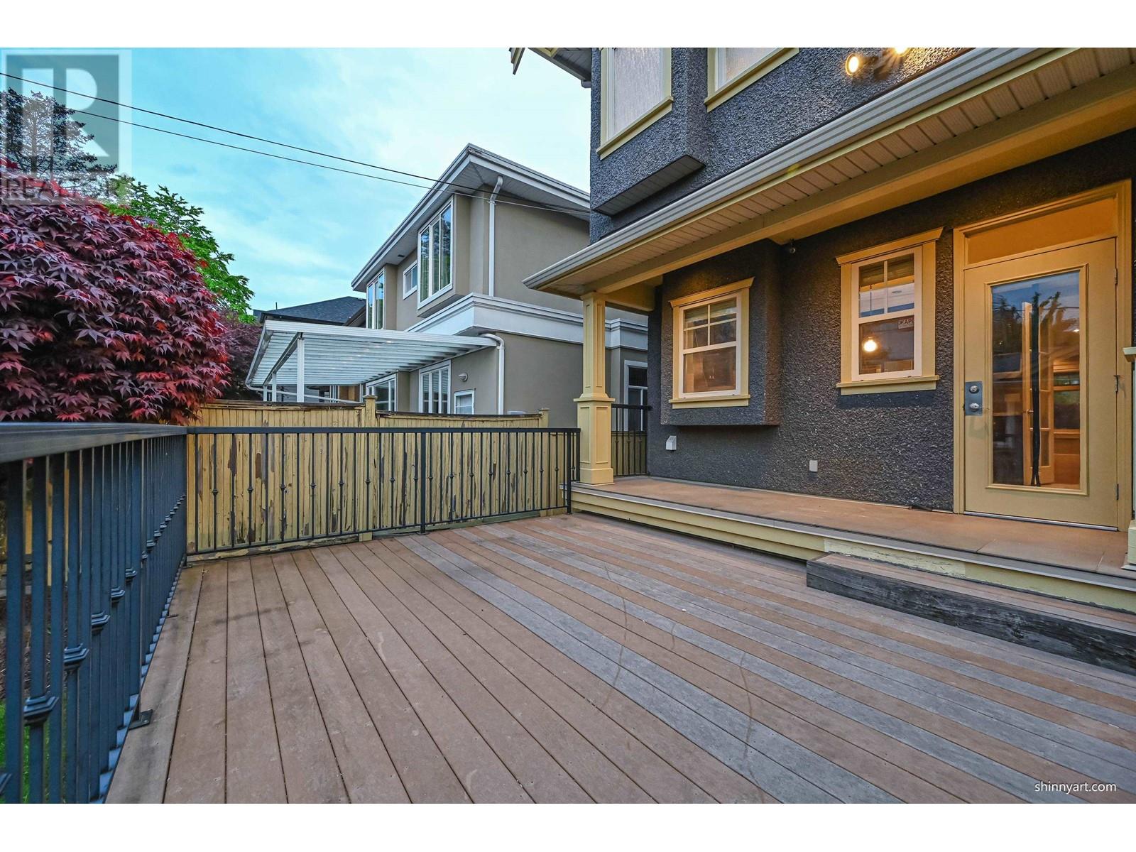 2978 W 21 Avenue, Vancouver, British Columbia  V6L 1K8 - Photo 3 - R2996813