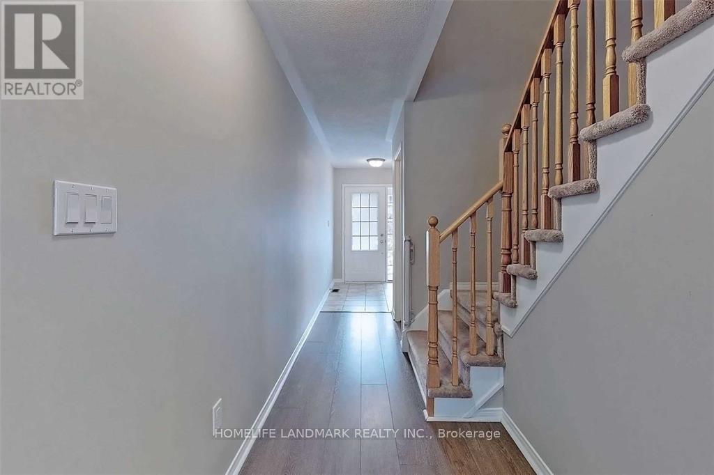 225 Orr Drive S, Bradford West Gwillimbury, Ontario  L3Z 0S3 - Photo 3 - N12114869