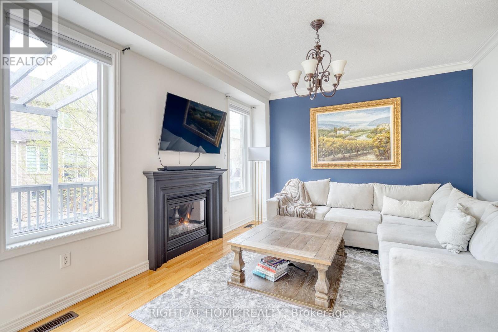 20 Seiffer Crescent, Richmond Hill, Ontario  L4E 0J1 - Photo 14 - N12121354