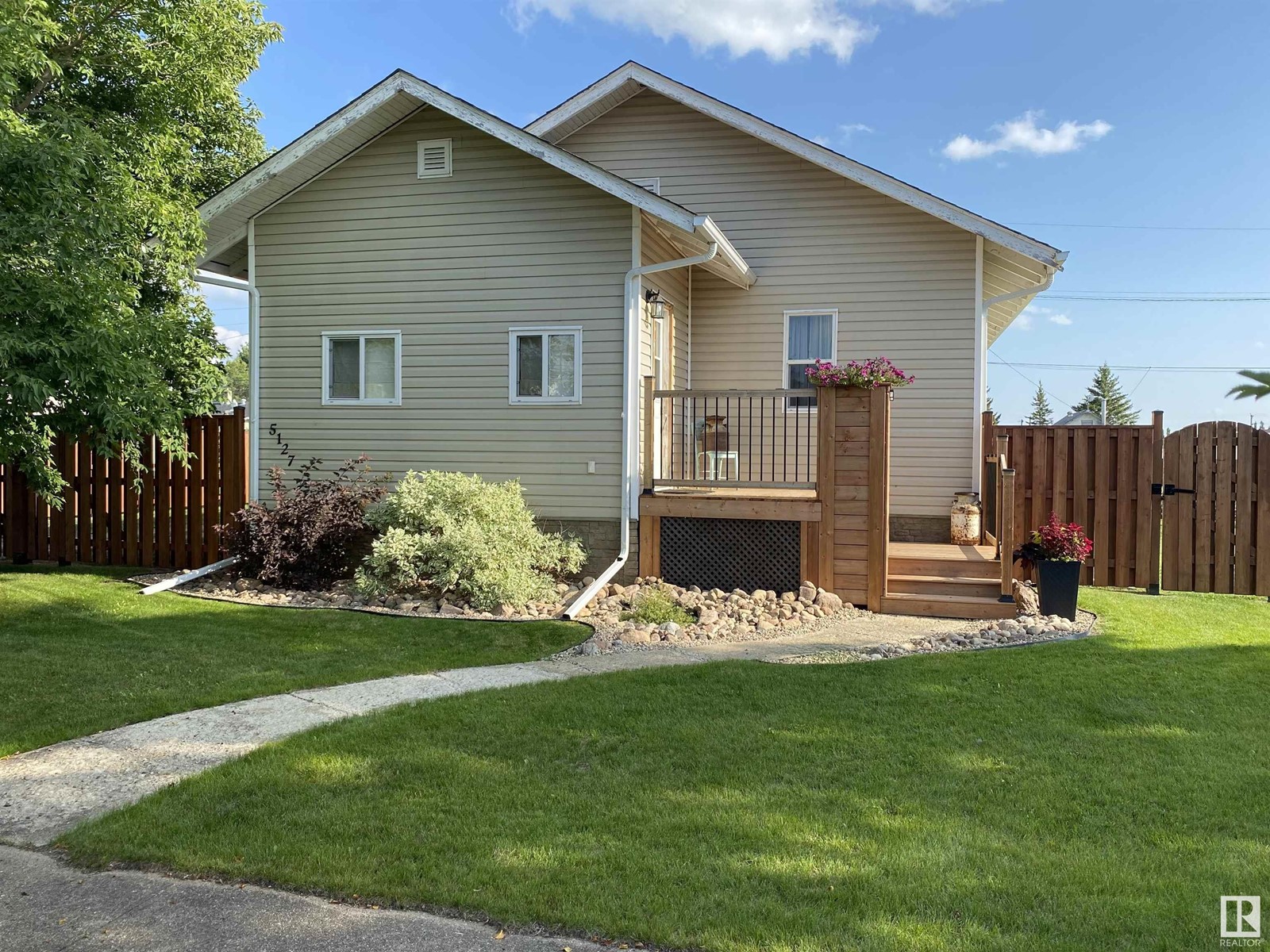 5127 51 AVE, vilna, Alberta