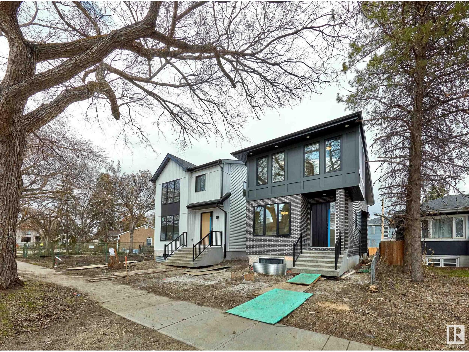 Property at 11106 73 AV NW image 1
