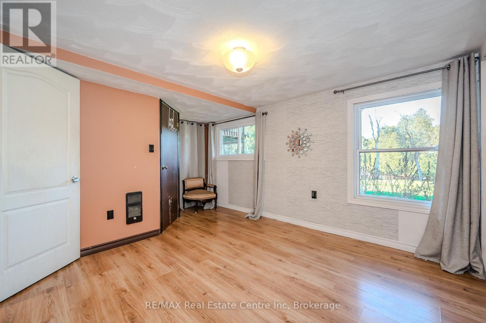4891 Wellington Road 29 Road, Guelph/eramosa, Ontario  N1H 6H8 - Photo 27 - X12108063