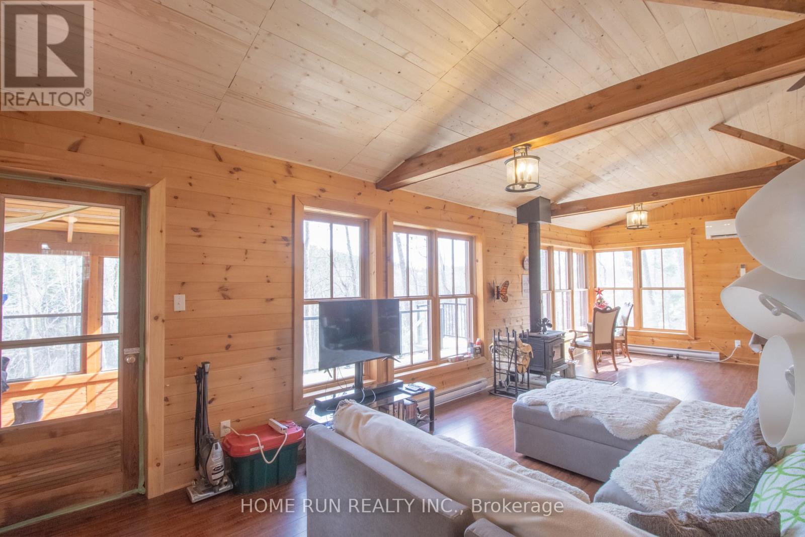 2335 Calabogie Road, Greater Madawaska, Ontario  K0J 1G0 - Photo 13 - X12092604