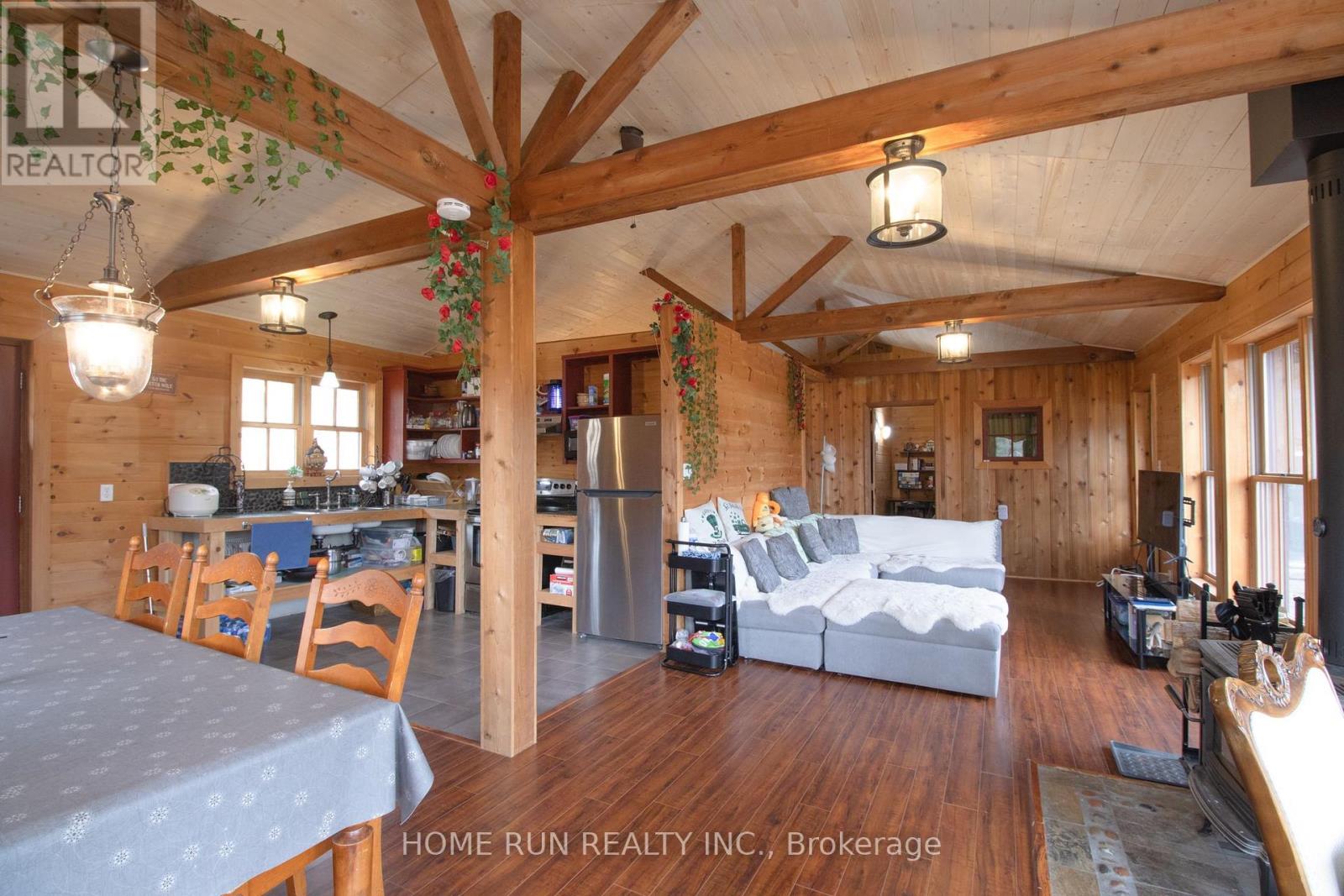 2335 Calabogie Road, Greater Madawaska, Ontario  K0J 1G0 - Photo 7 - X12092604