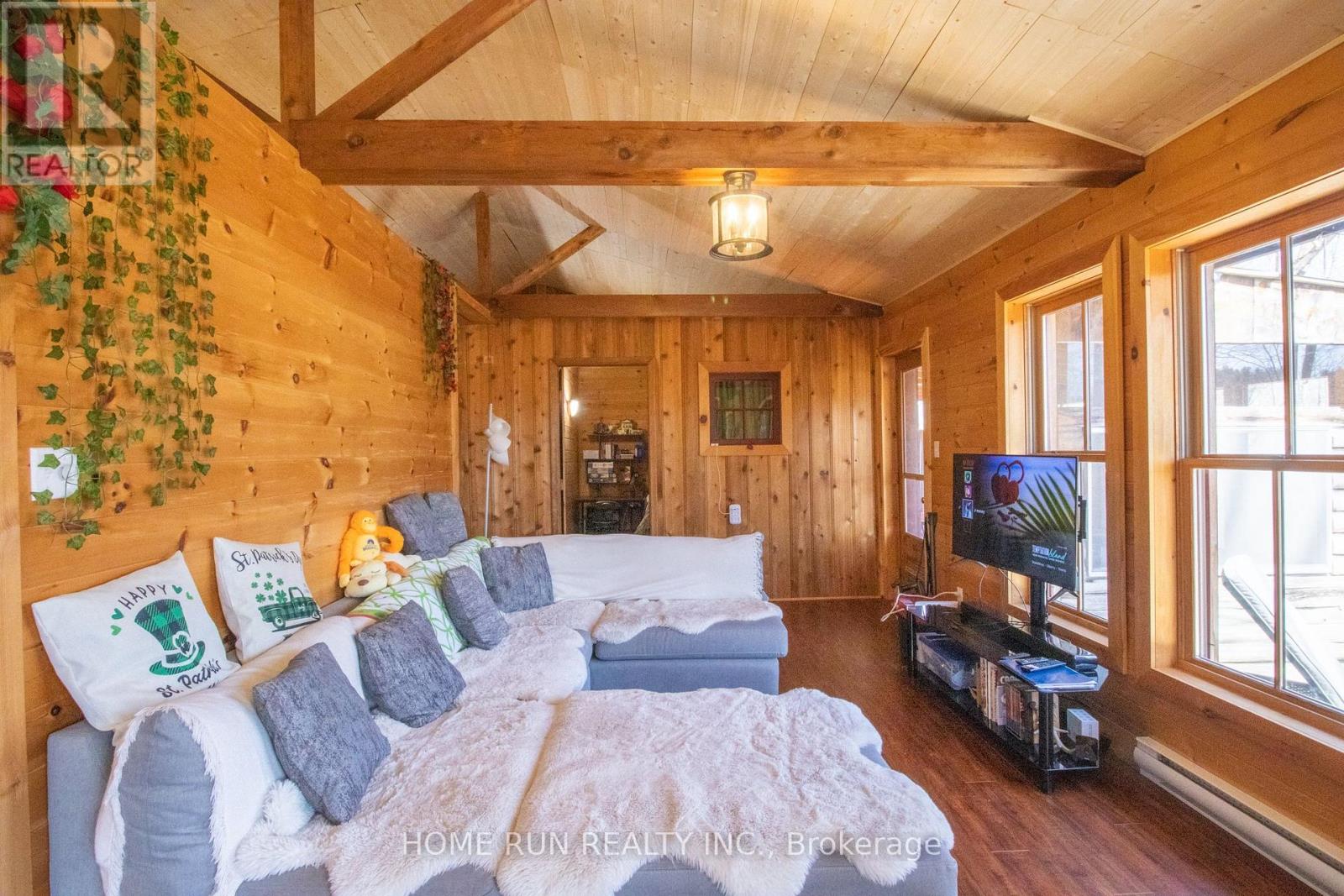 2335 Calabogie Road, Greater Madawaska, Ontario  K0J 1G0 - Photo 8 - X12092604