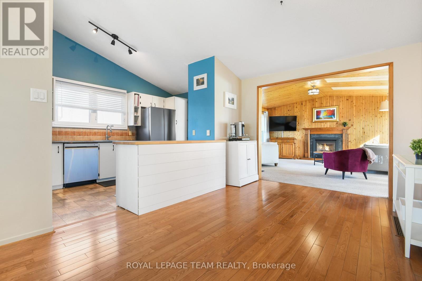 102 Creek Drive, Ottawa, Ontario  K0A 1X0 - Photo 14 - X12122907