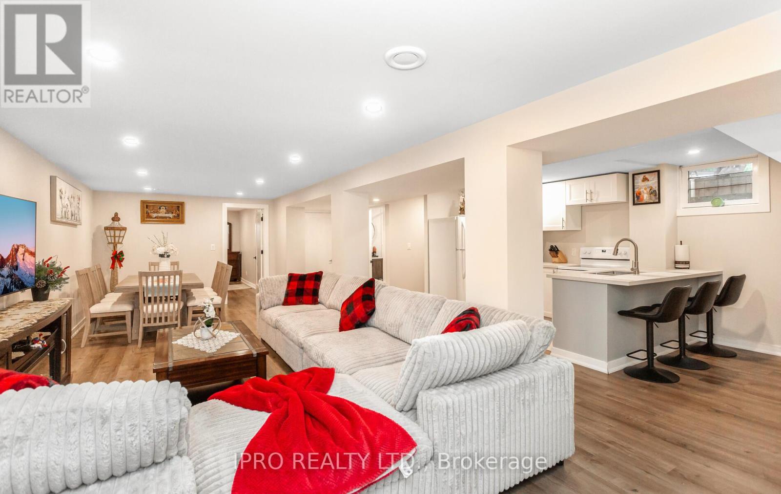 2251 Sunnydale Drive, Burlington, Ontario  L7P 1G2 - Photo 33 - W12122899