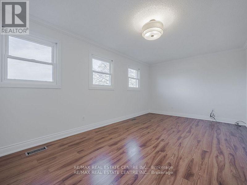28 Huntley Court, Brampton, Ontario  L6Z 1X8 - Photo 19 - W12122923