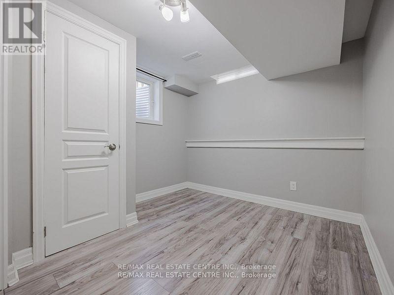 28 Huntley Court, Brampton, Ontario  L6Z 1X8 - Photo 27 - W12122923