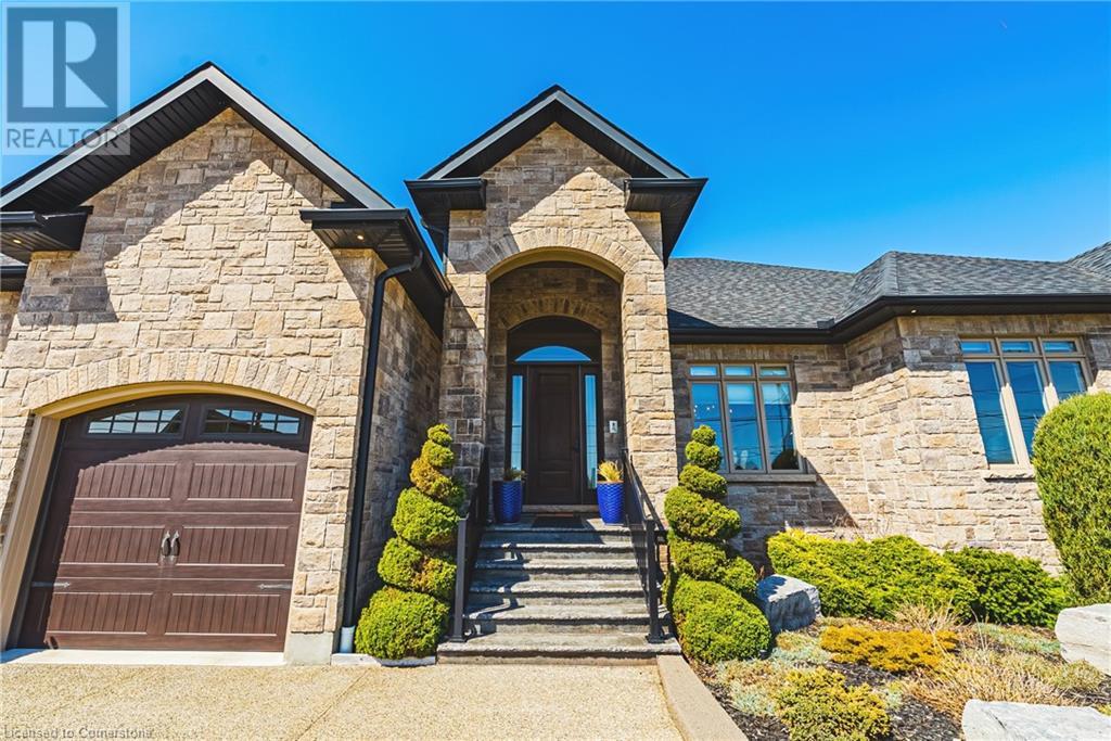 221 Glover Road, Stoney Creek, Ontario  L8E 5H6 - Photo 3 - 40714104