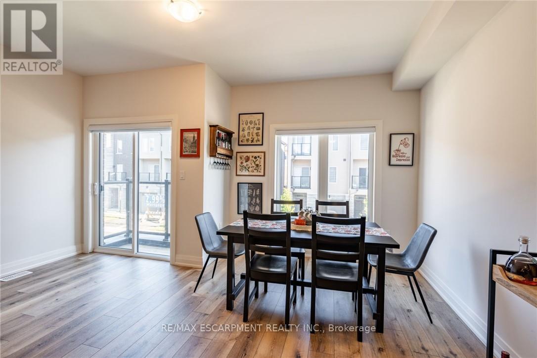 16 Raspberry Lane, Hamilton, Ontario  L0R 1W0 - Photo 14 - X12122921