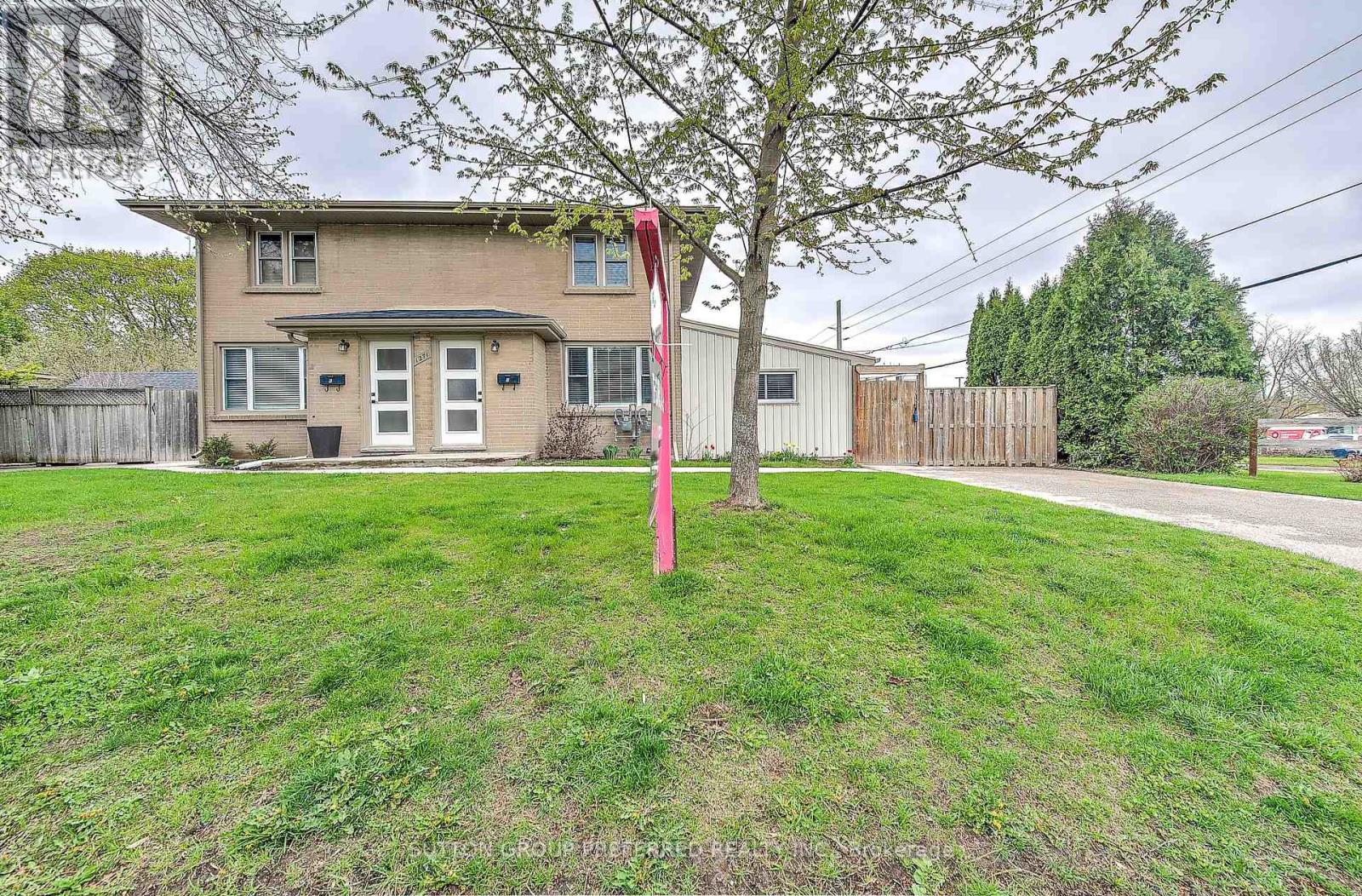 A - 1271 Norman Avenue, London South, Ontario  N6K 2A1 - Photo 3 - X12122949