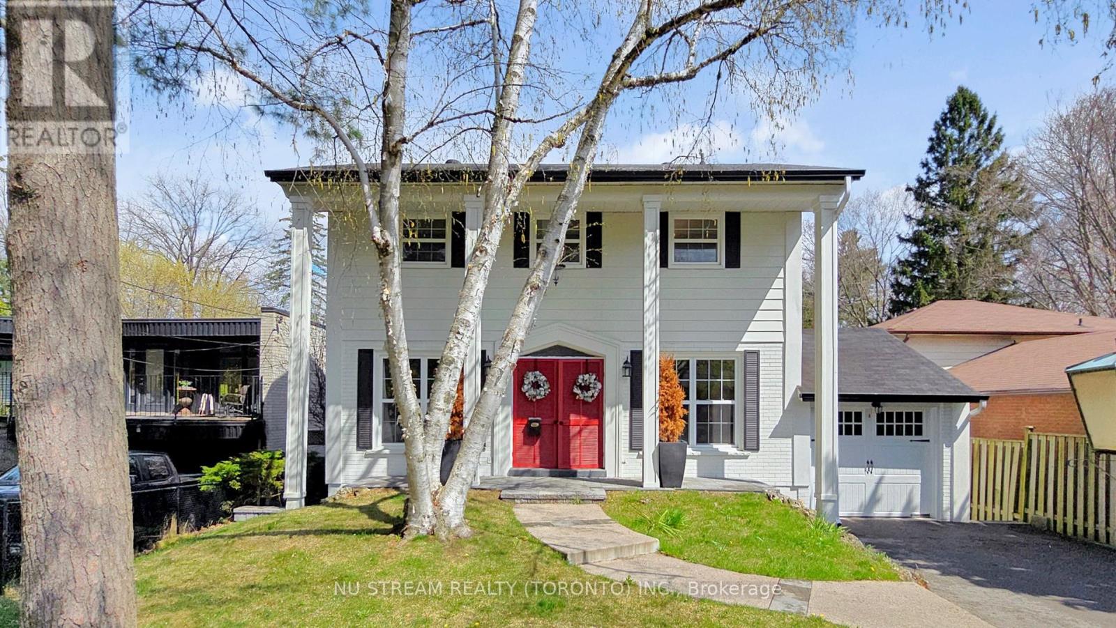 565 ROUGE HILLS DRIVE, Toronto, Ontario