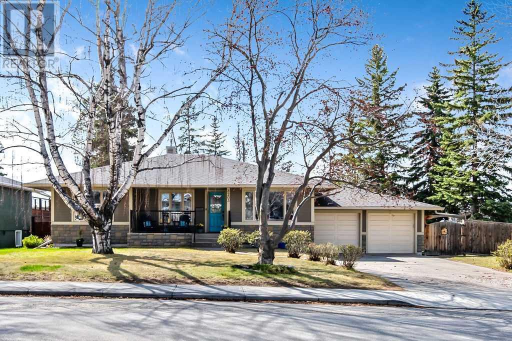 Property at 3203 27 Street SW image 2