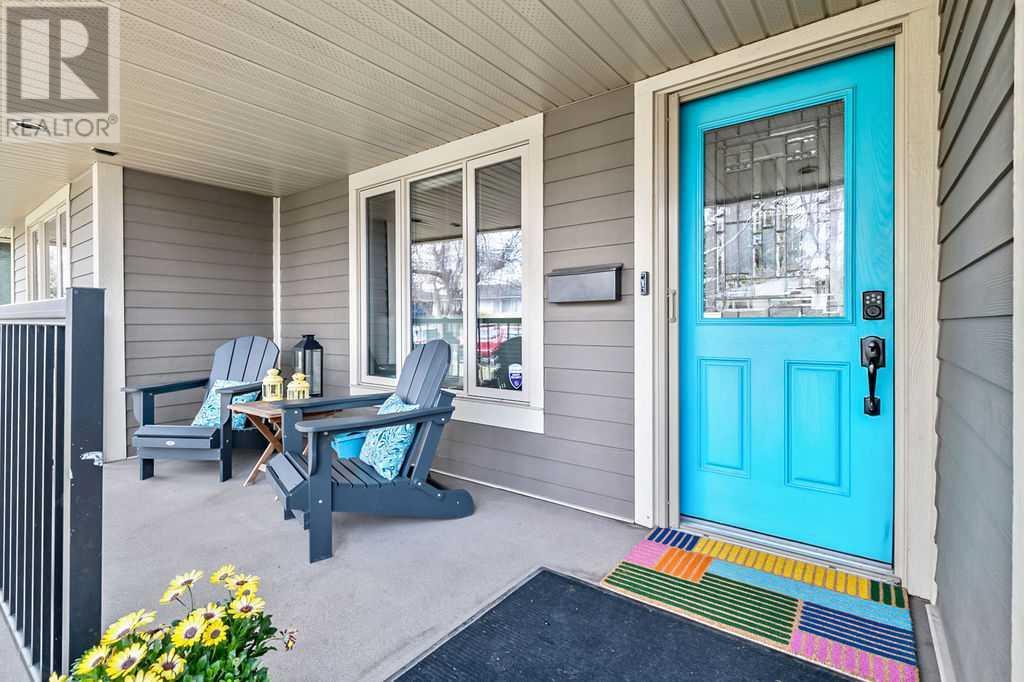 Property at 3203 27 Street SW image 5