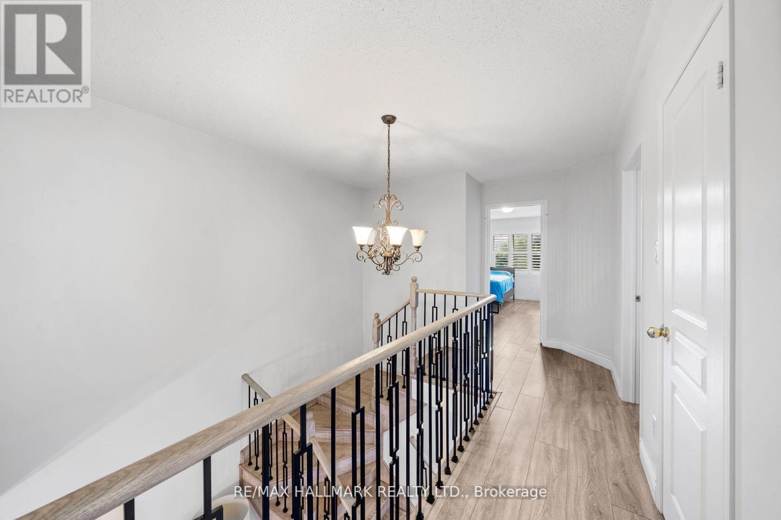 11 Alberta Drive, Vaughan, Ontario  L4K 4X4 - Photo 23 - N12122929