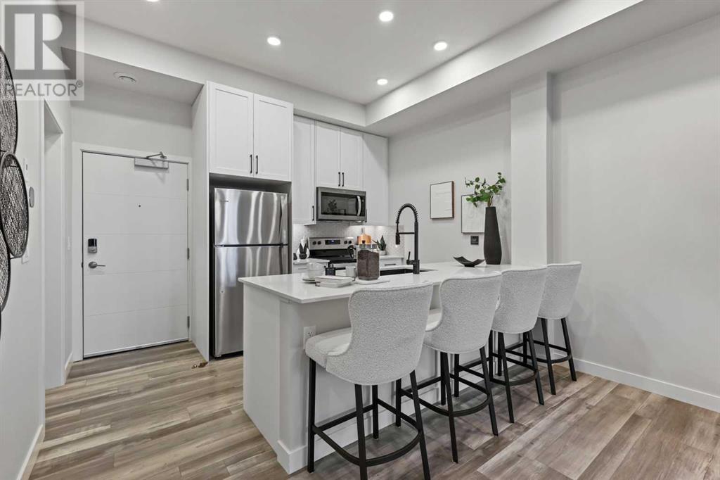 Property at 112, 255 Les Jardins Park SE image 3
