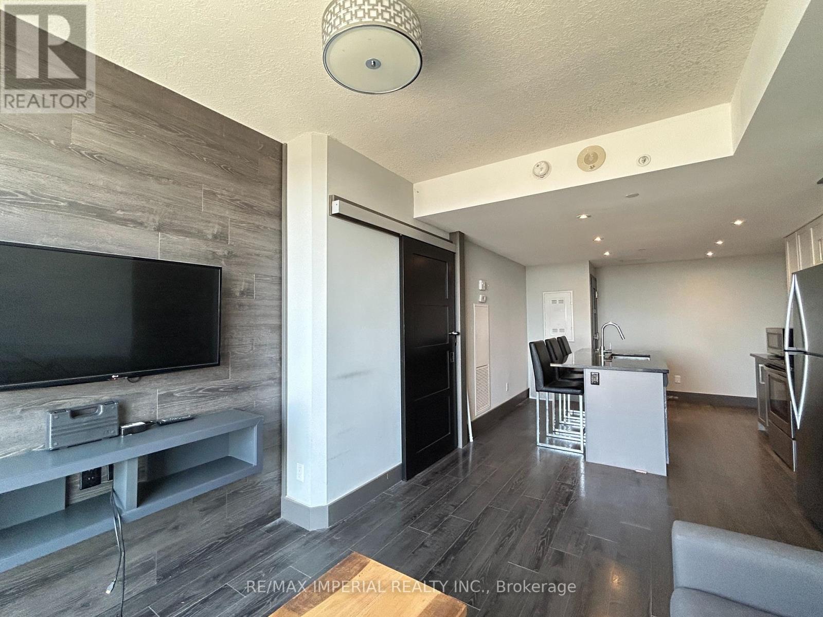 N2502 - 330 Phillip Street, Waterloo, Ontario  N2L 3W9 - Photo 9 - X12122939