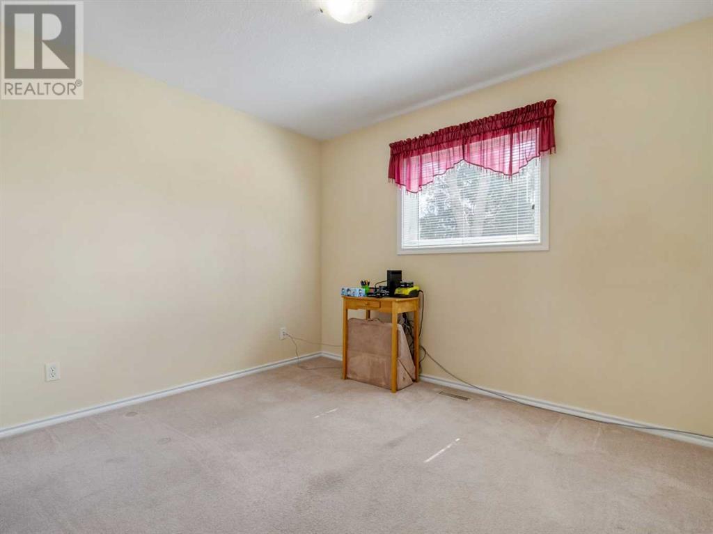 34 St James Crescent N, Lethbridge, Alberta  T1H 6M5 - Photo 19 - A2215311