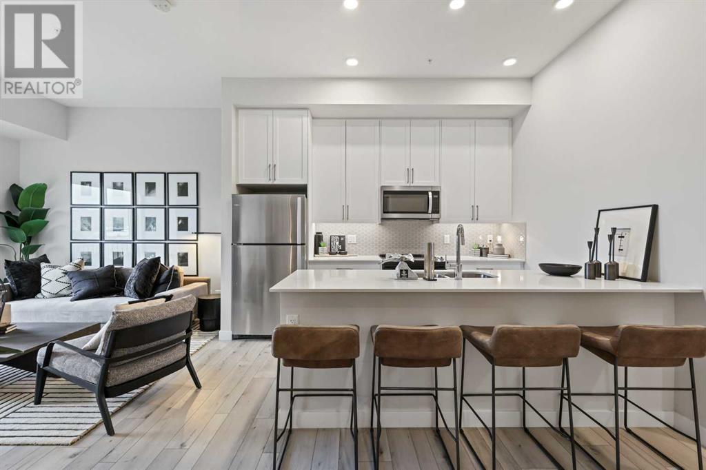 Property at 421, 255 Les Jardins Park SE image 1