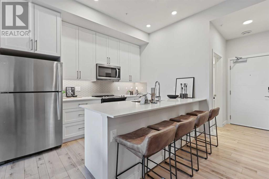 Property at 421, 255 Les Jardins Park SE image 3