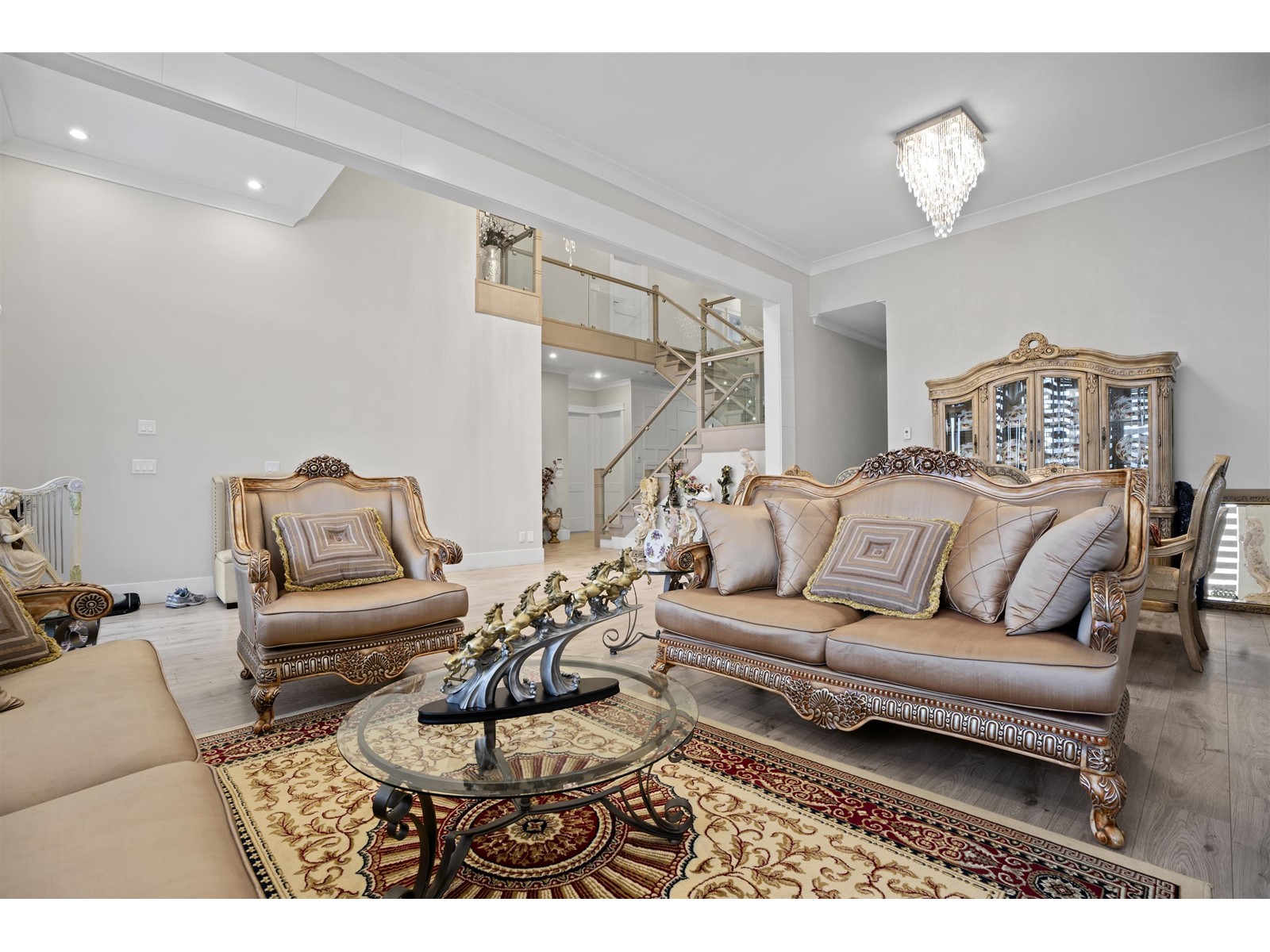 Property at 7615 148 STREET image 3