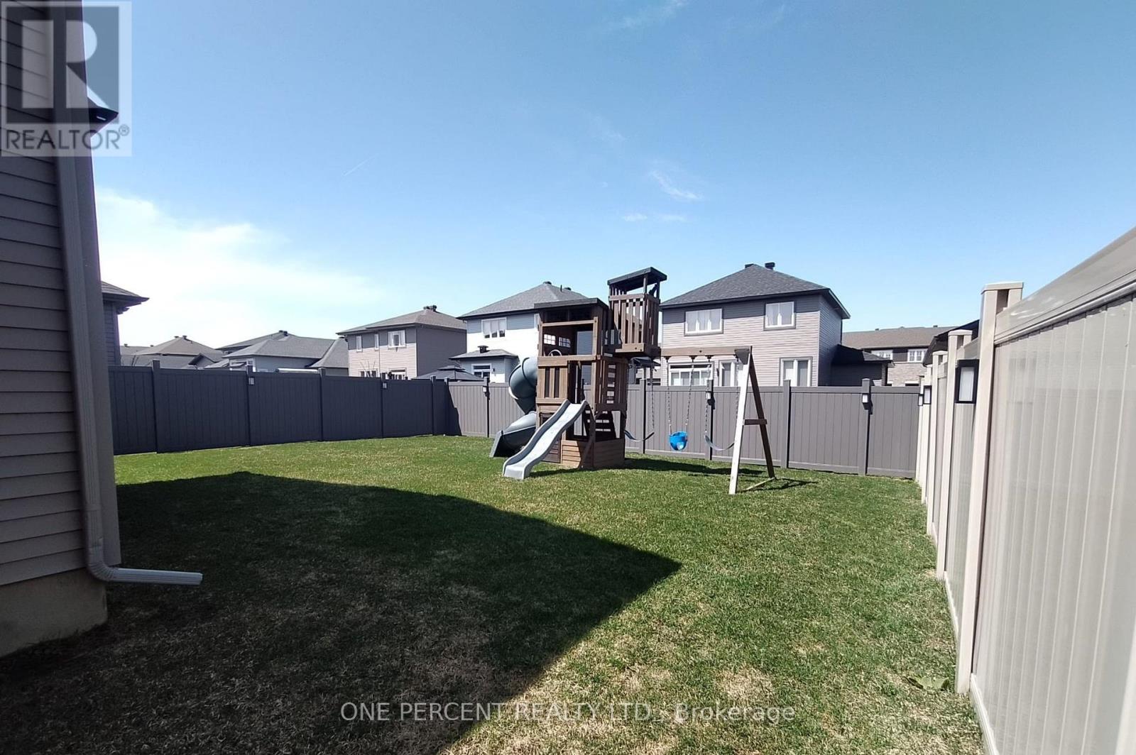 16 Fanning Street, Carleton Place, Ontario  K7C 0J2 - Photo 32 - X12122956