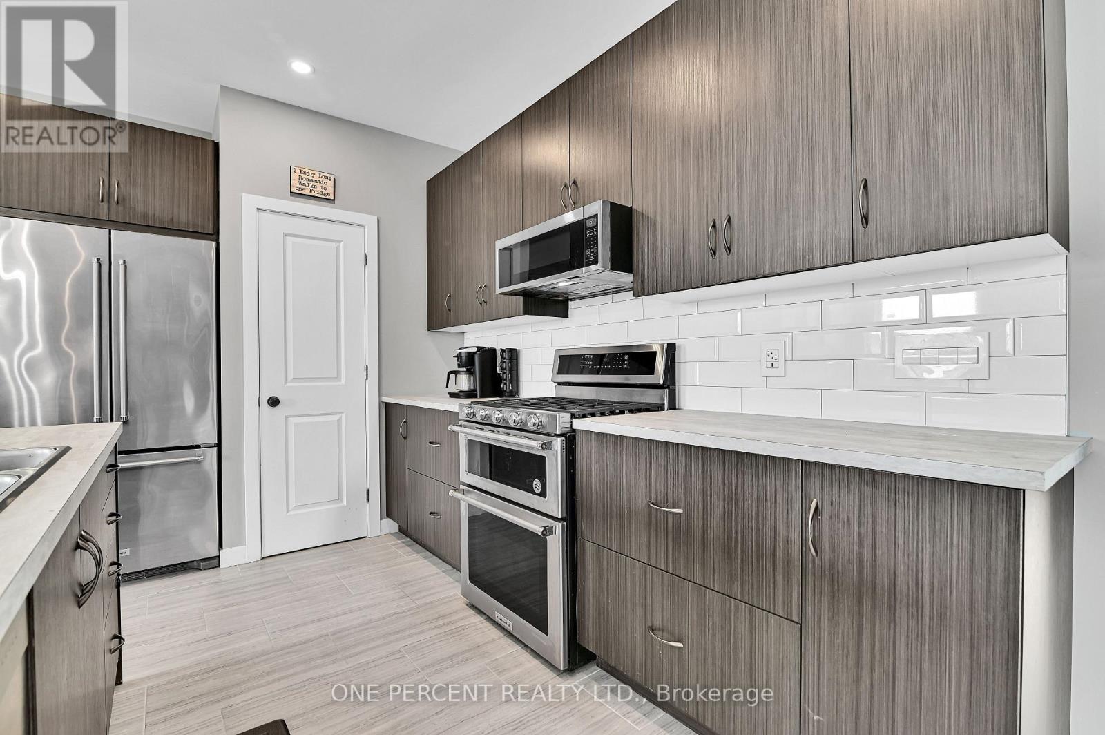 16 Fanning Street, Carleton Place, Ontario  K7C 0J2 - Photo 6 - X12122956