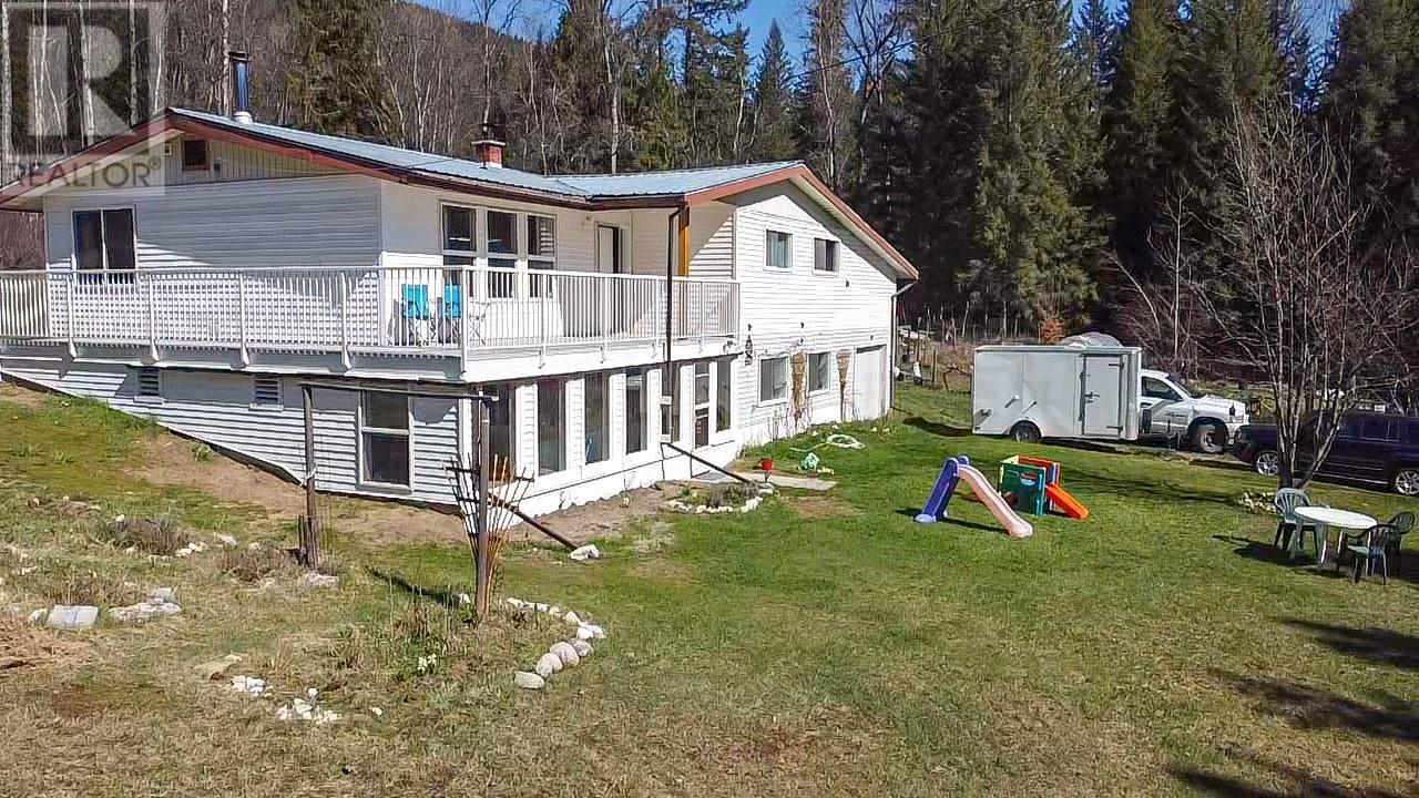 Property at 6607 Appledale Lower Road image 3