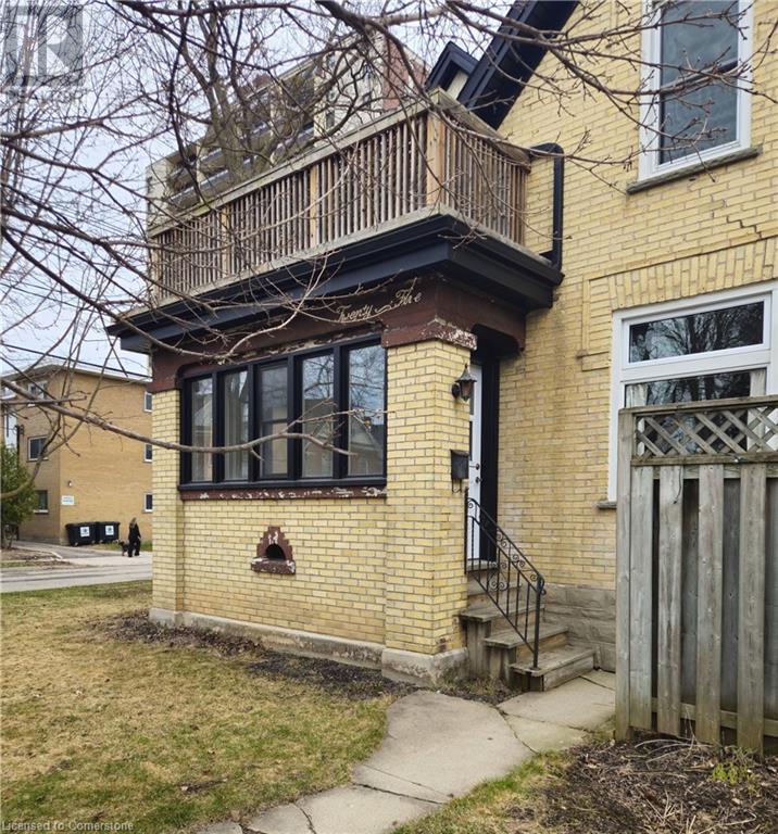Property at 25 CLARENCE Place image 5