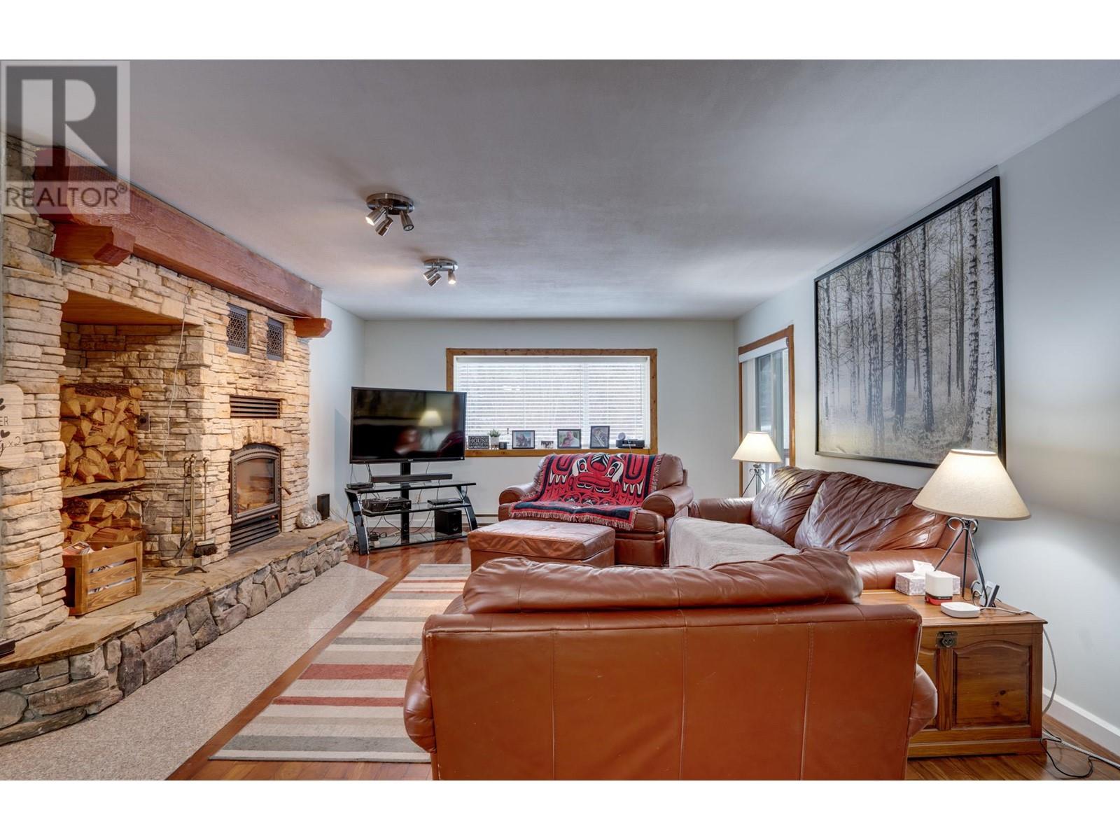 810 Firwood Road, Kelowna, British Columbia  V1Z 3V5 - Photo 11 - 10333521