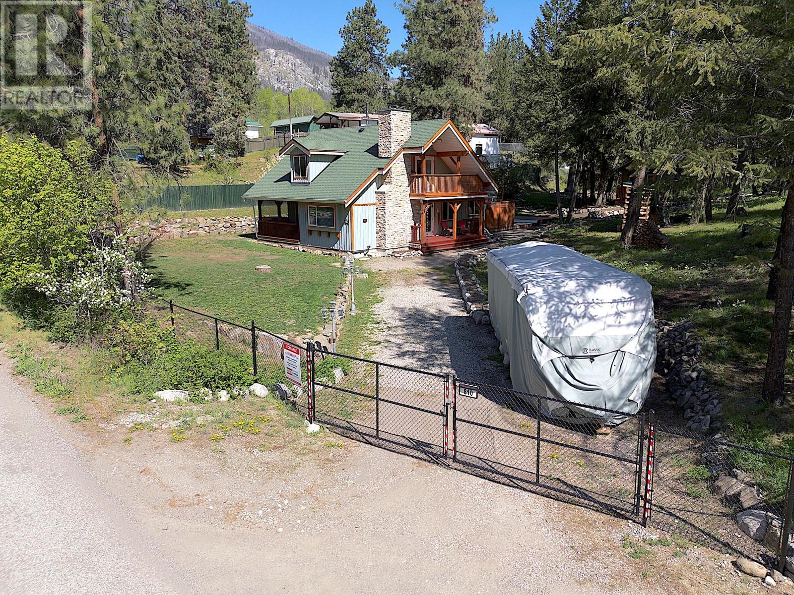 Property at 810 Firwood Road image 1