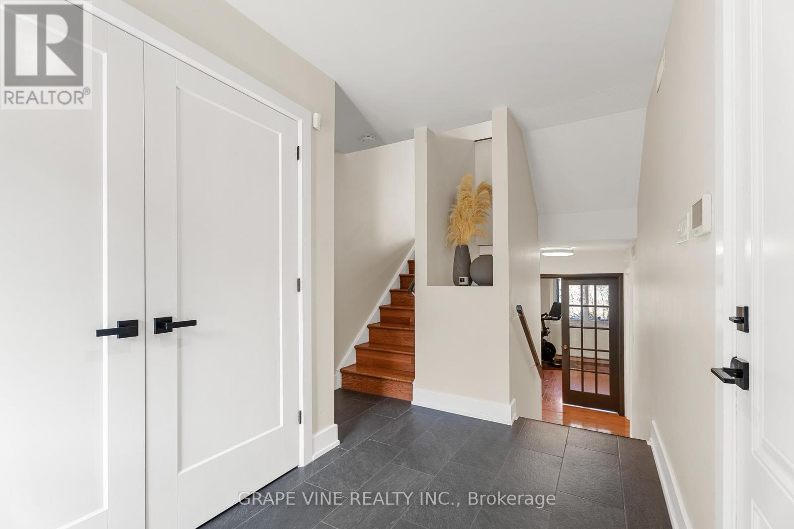 Property at 29 - 655 RICHMOND ROAD image 5