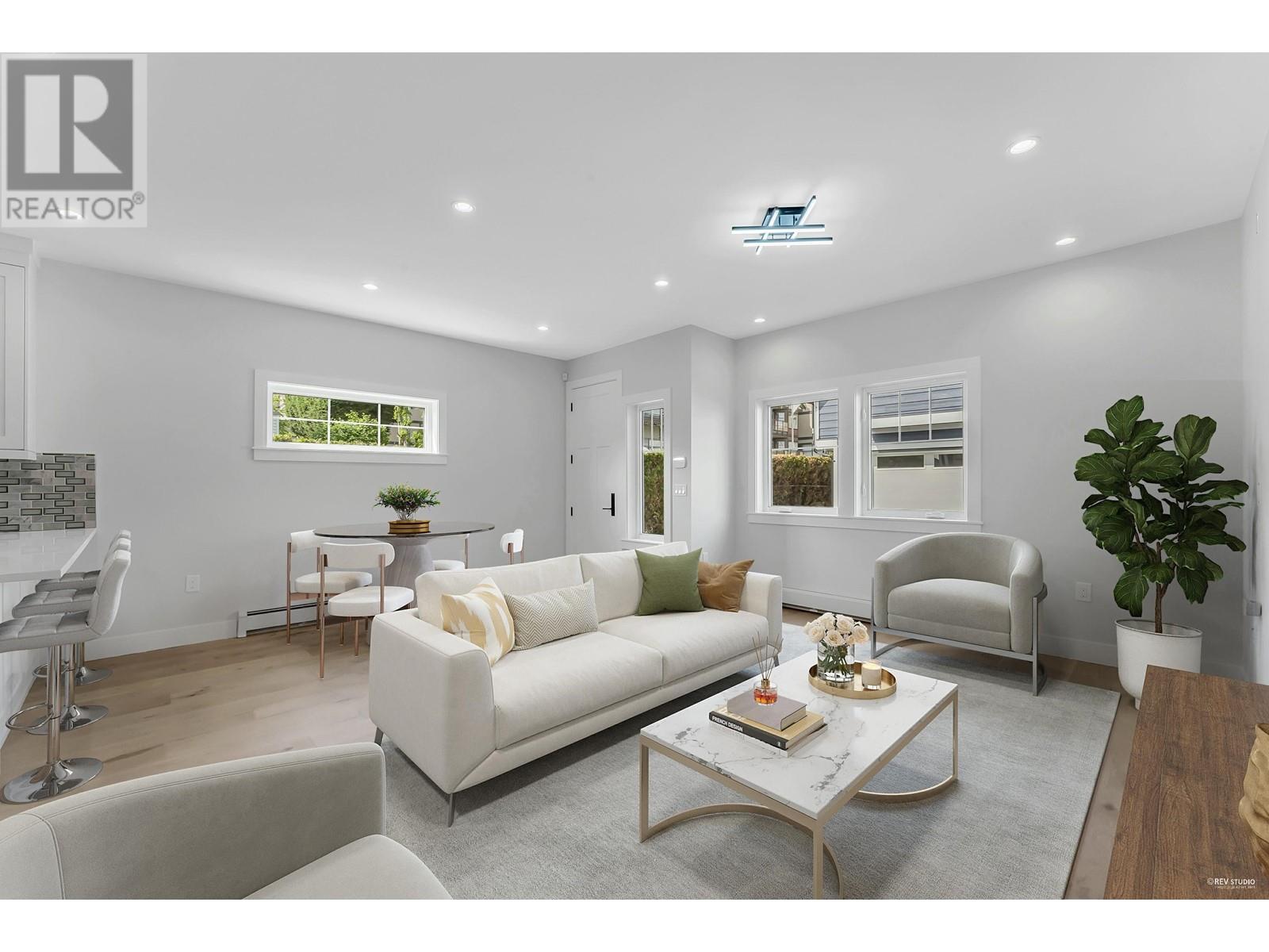 Property at 4903A 53 STREET image 4