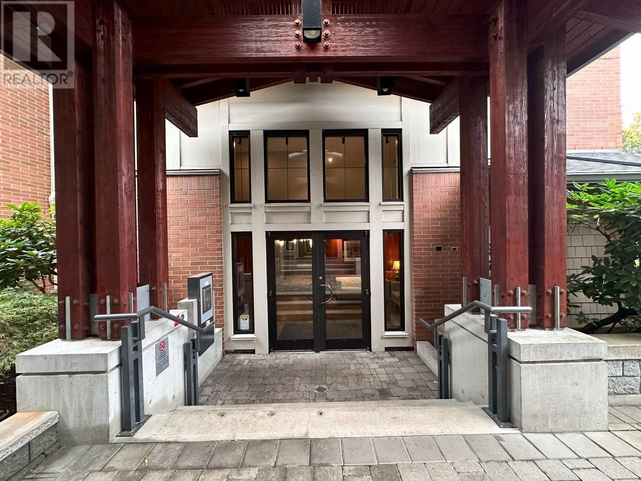 Listing Picture 12 of 17 : 2105 4625 VALLEY DRIVE, Vancouver / 溫哥華 - 魯藝地產 Yvonne Lu Group - MLS Medallion Club Member