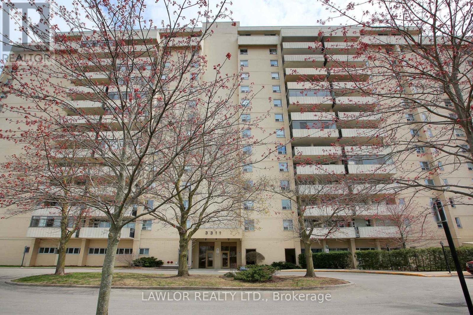 808 - 3311 Kingston Road, Toronto, Ontario  M1M 1R1 - Photo 2 - E12121508