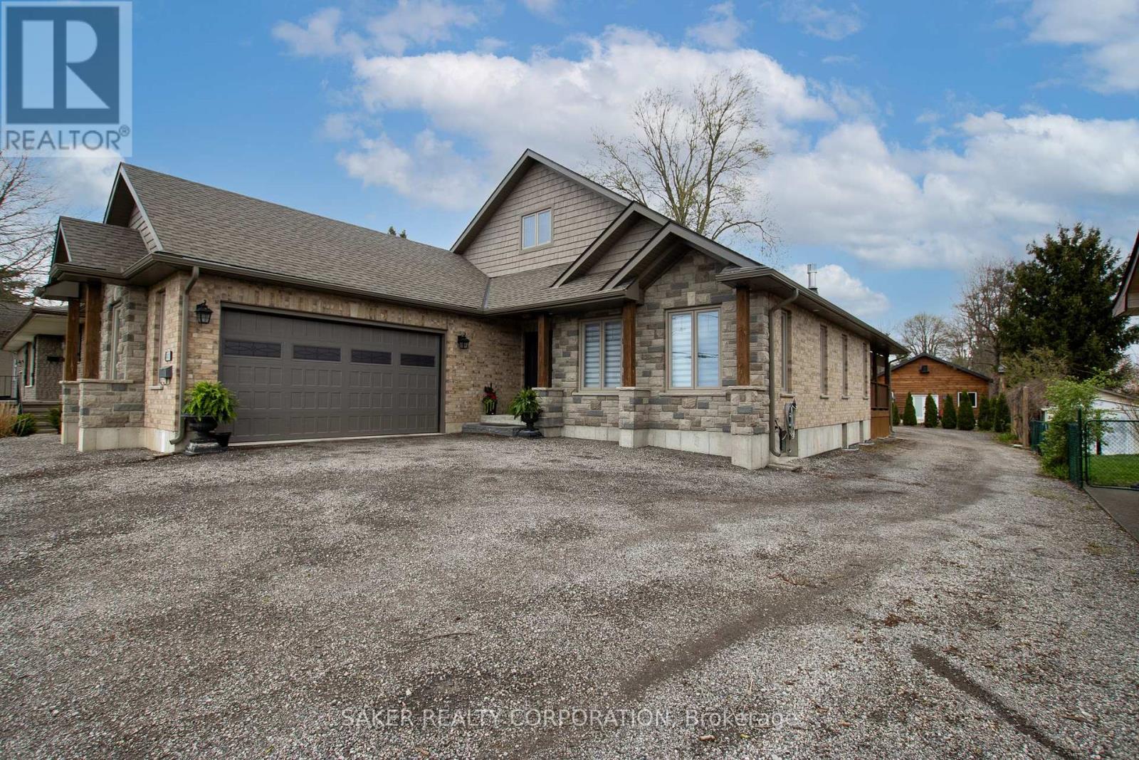 411 Albert Street, Strathroy Caradoc, Ontario  N7G 1W8 - Photo 10 - X12123043