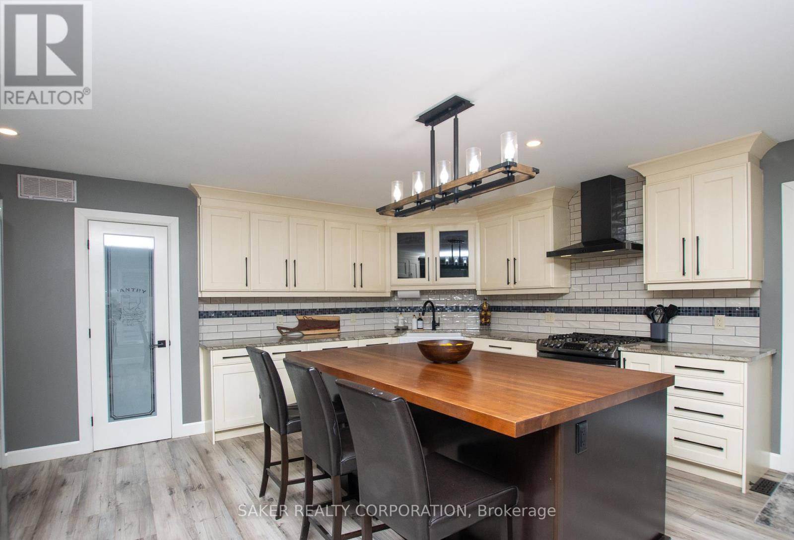 411 Albert Street, Strathroy-Caradoc, Ontario  N7G 1W8 - Photo 16 - X12123043